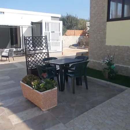 La Perla Appartement *